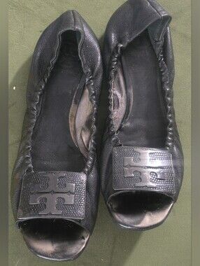 Tory Burch Womens Black Leather Peep-Toe Logo Flats Sz 8 Preowned